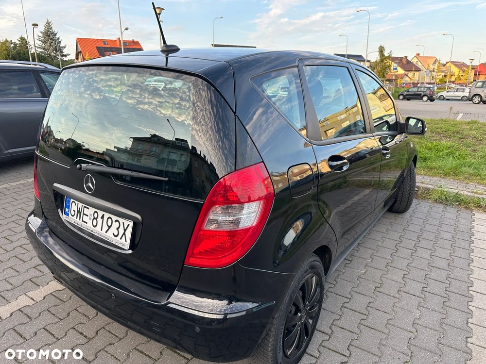 Mercedes-Benz Klasa A 150 Elegance Edition 10 - 8