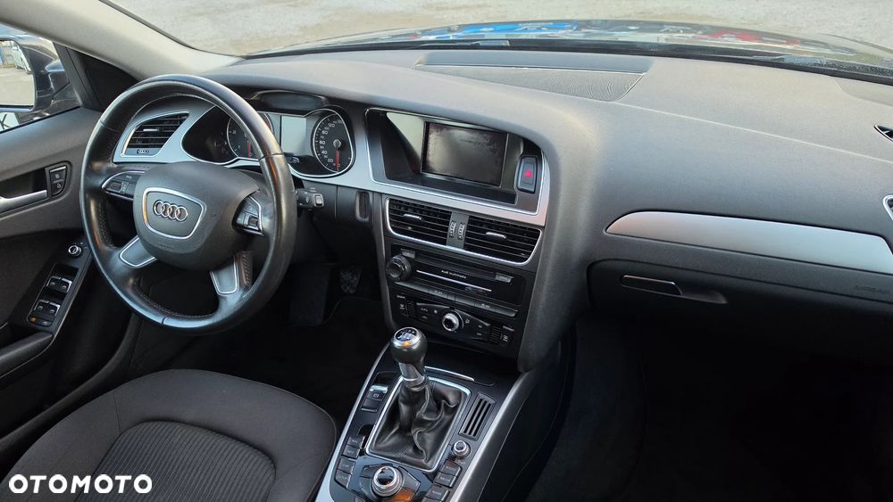 Audi A4 Limousine - 17