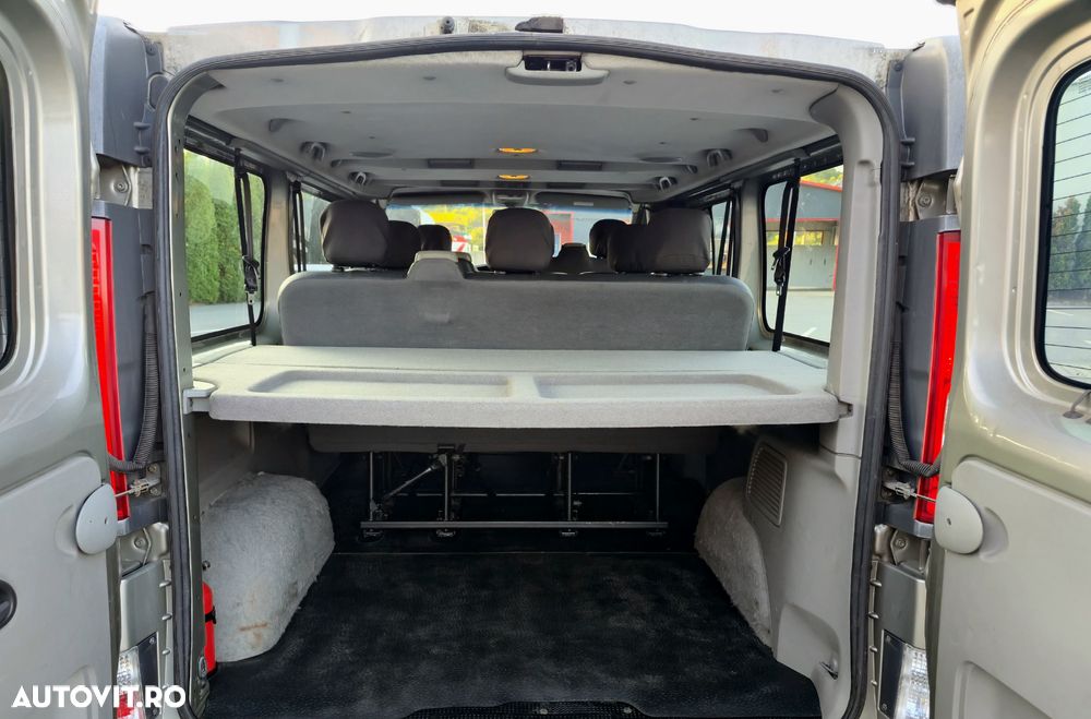 Renault Trafic Passenger L1H1 Authentique - 12