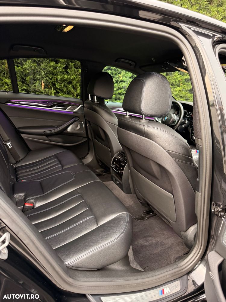 BMW Seria 5 530d xDrive AT - 22