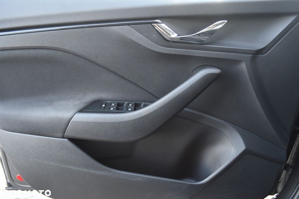 Skoda Kamiq 1.0 TSI Selection - 26