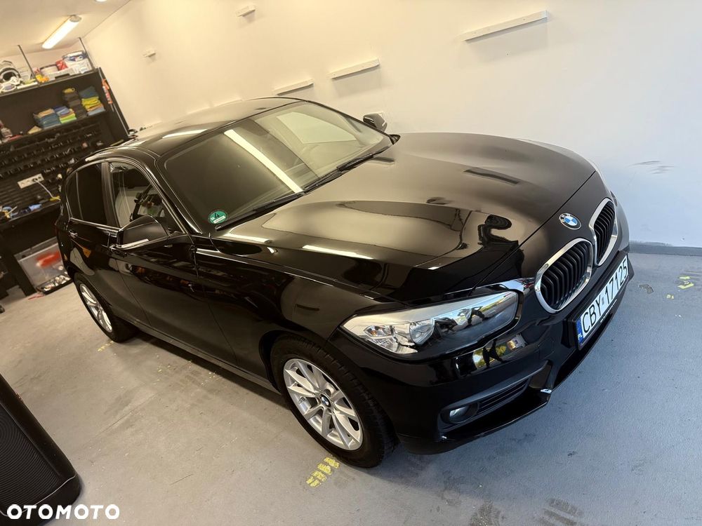 BMW Seria 1 116d EfficientDynamics Sport Line - 2