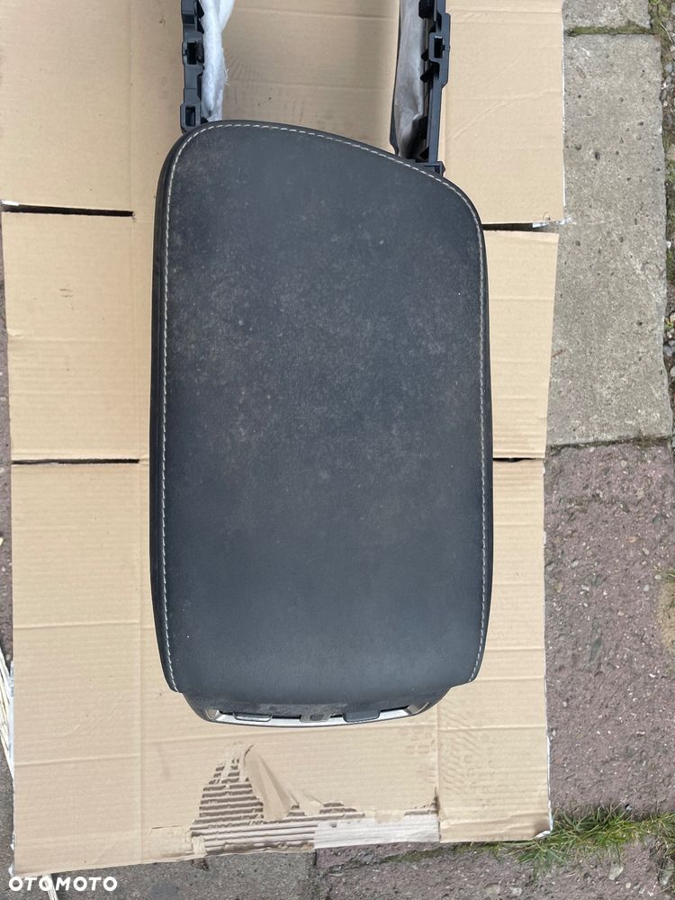 PODŁOKIETNIK LEXUS NX300H 2014-2021 - 3