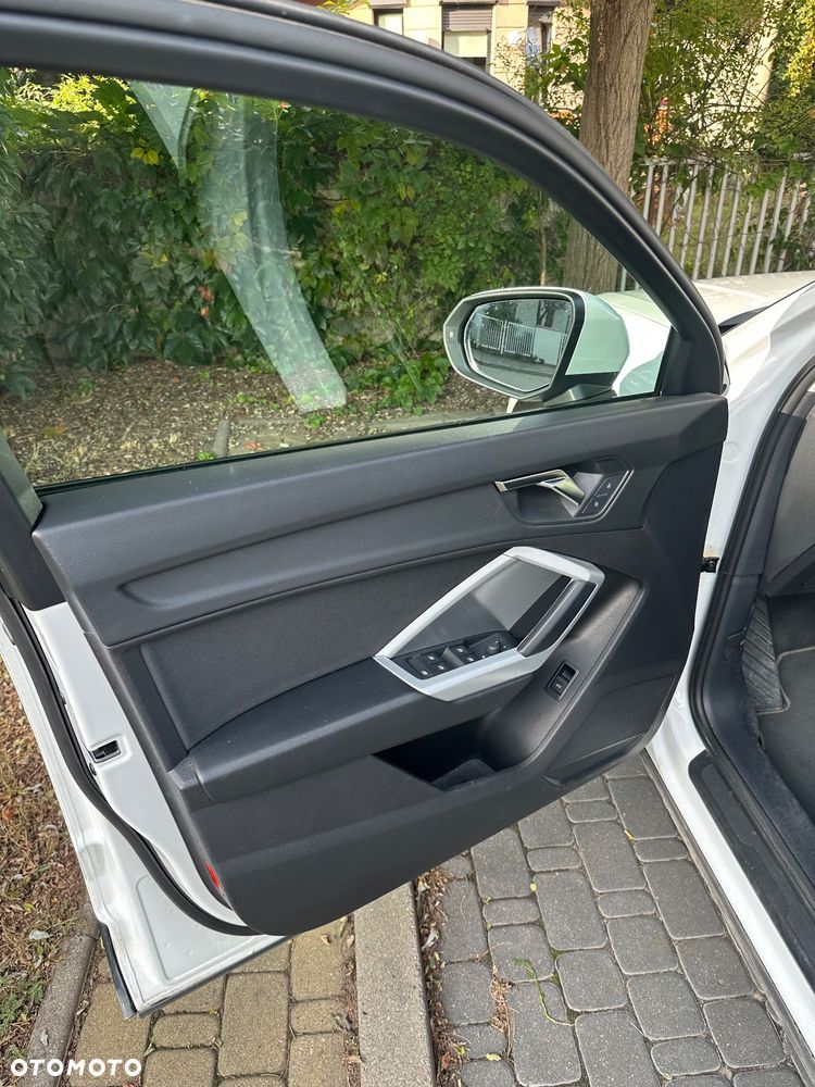 Audi Q3 35 TFSI S tronic - 10