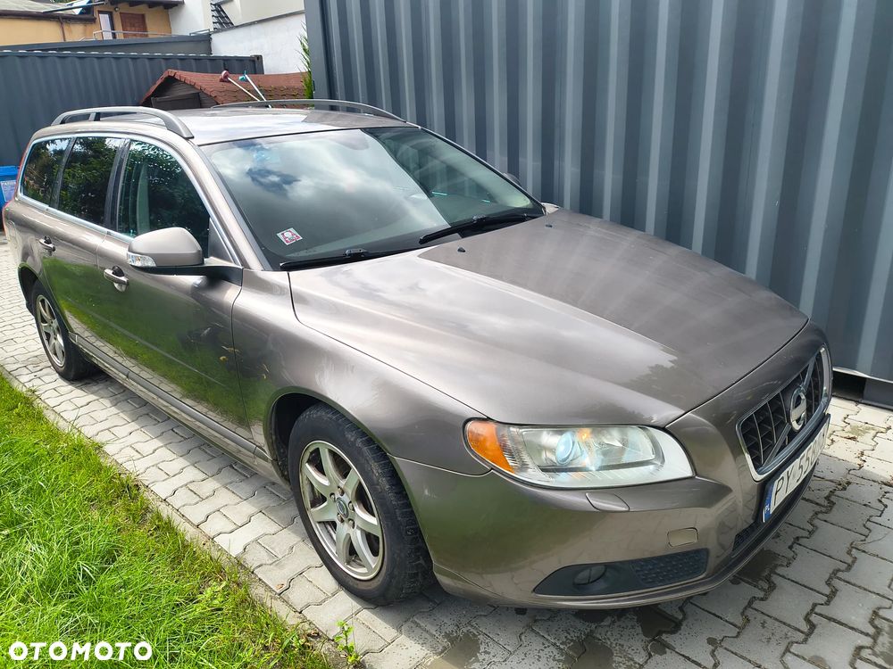 Volvo V70 2.5T Momentum - 3
