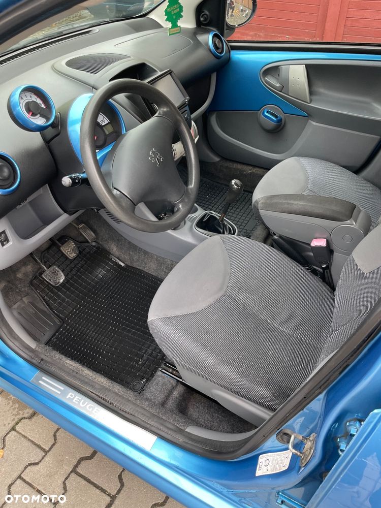 Peugeot 107 1.0 Happy - 10