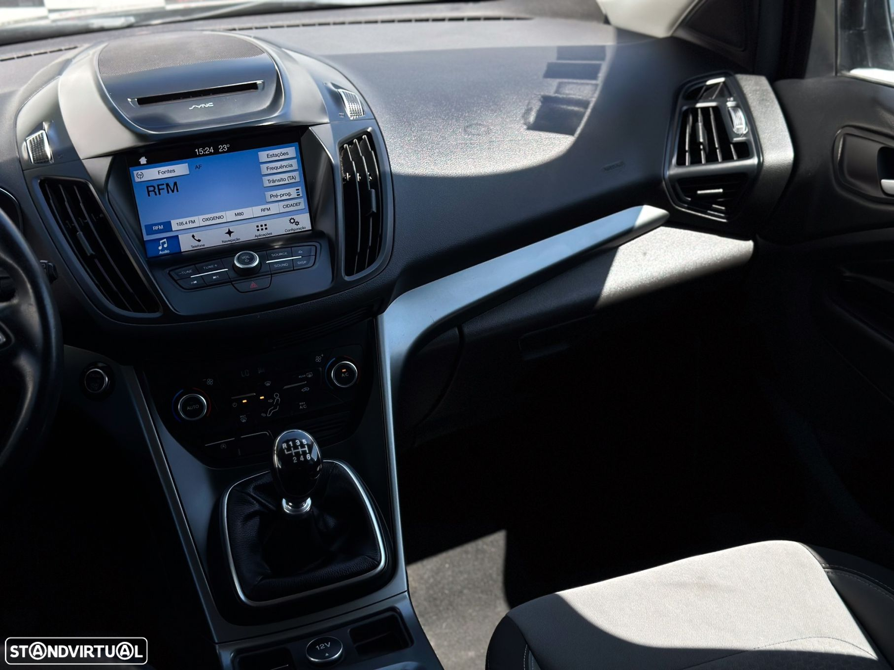 Ford Kuga 1.5 TDCi Titanium - 25