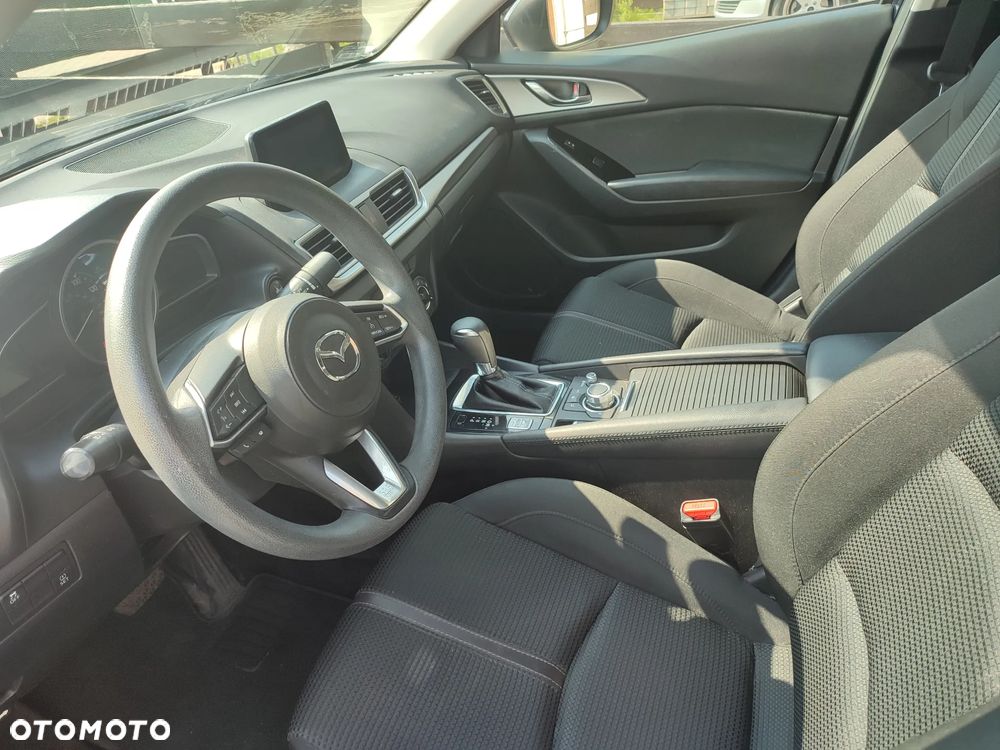 Mazda 3 - 10