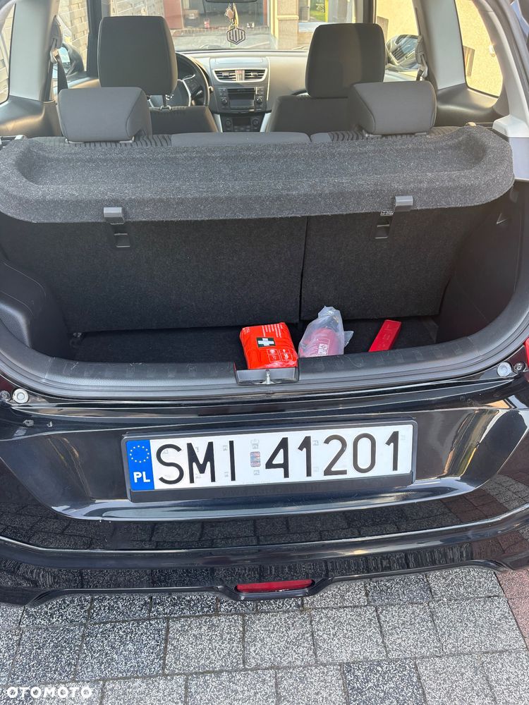 Suzuki Swift - 1