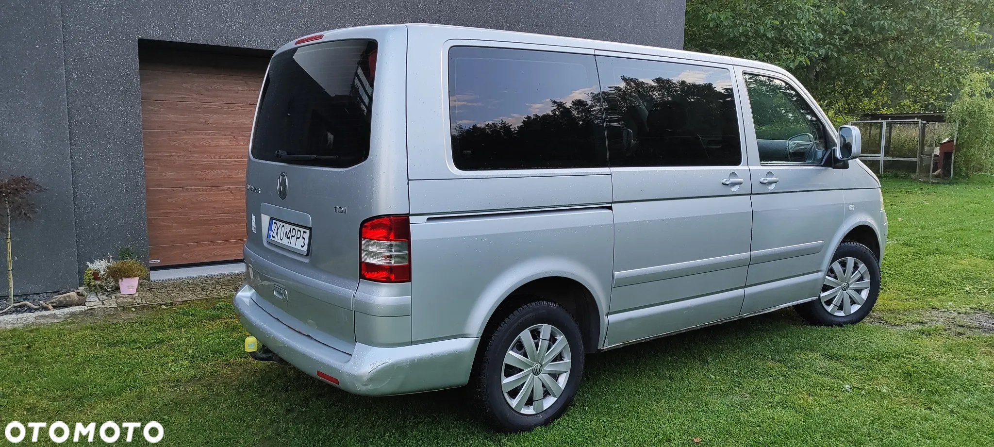 Volkswagen Transporter T5 TDI L2H1 - 10