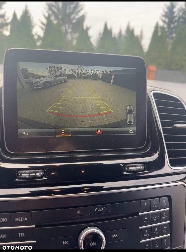 Mercedes-Benz GLE 350 d 4Matic 9G-TRONIC AMG Line - 34