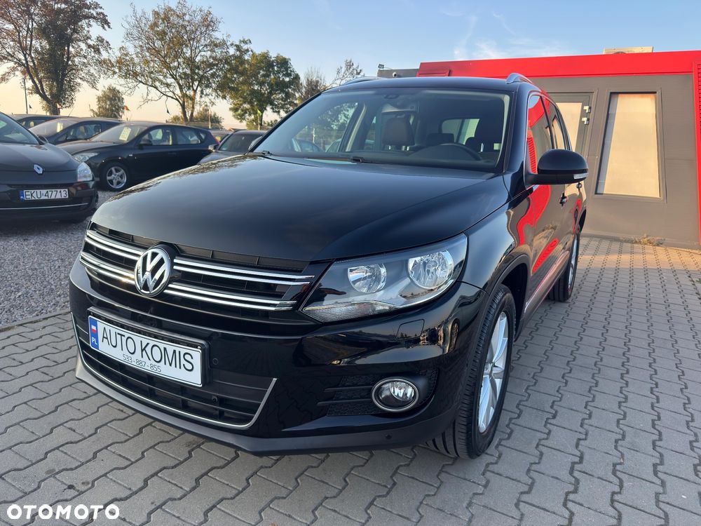 Volkswagen Tiguan - 1