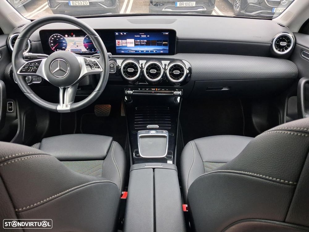 Mercedes-Benz CLA 180 d Style Plus Aut. - 17