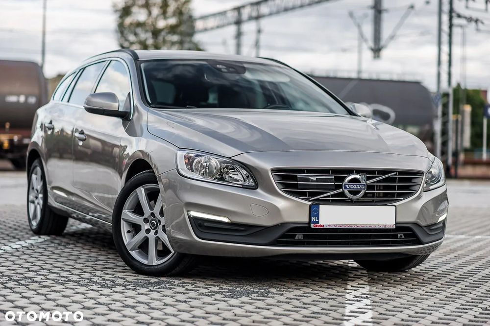 Volvo V60 - 2
