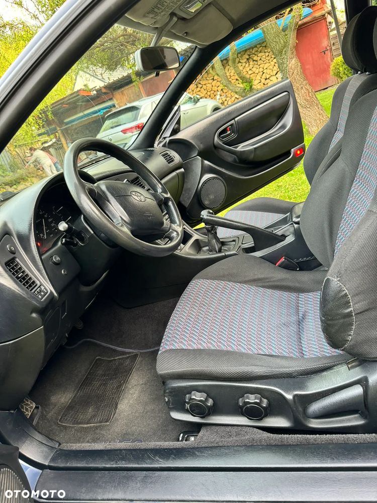 Toyota Celica 1.8 - 18