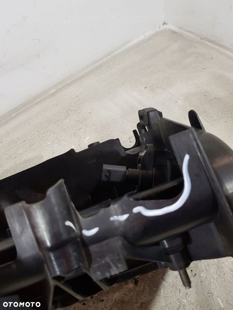 pokrywa zaworów 7797613 bmw e90 e91 e87 e60 2.0d n47d20a - 12