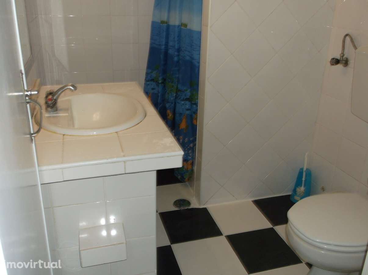 Arrendo T2 Vila da Pontinha - Grande imagem: 3/4