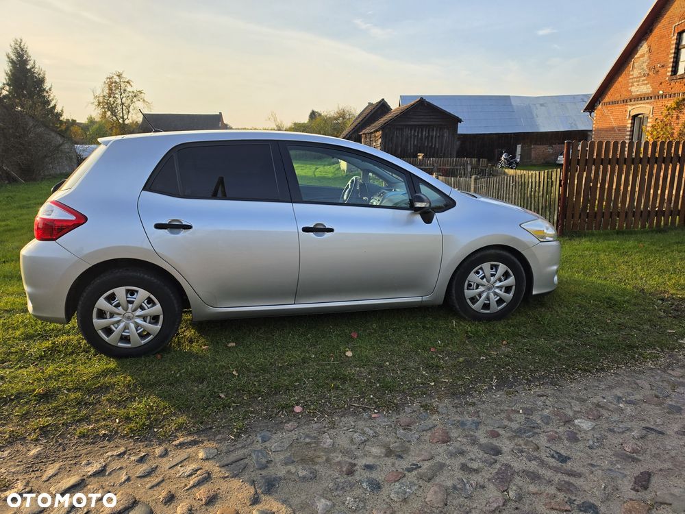 Toyota Auris - 6