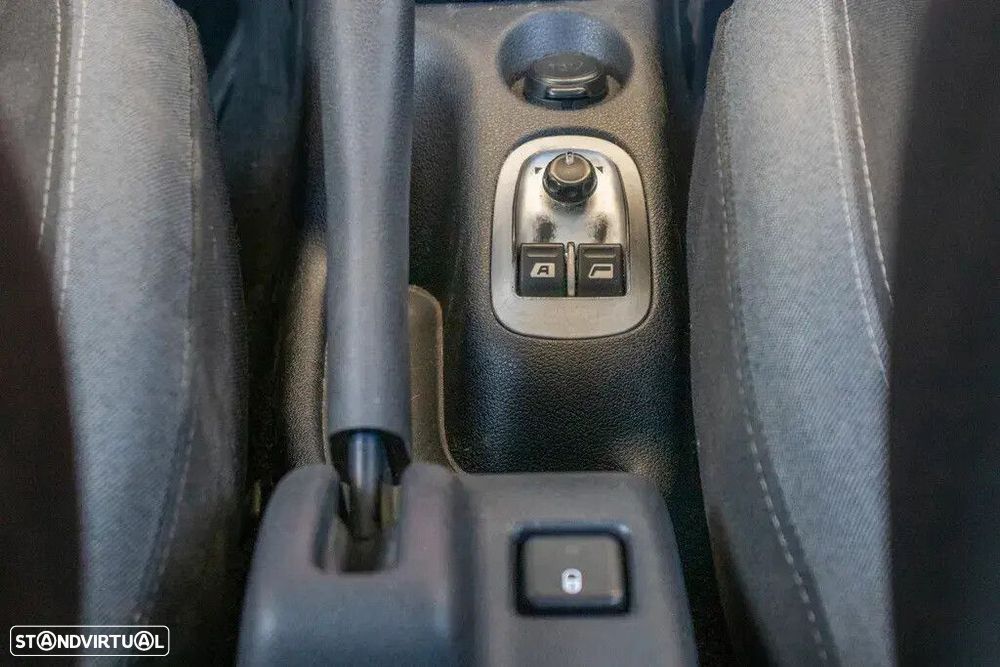 Peugeot 206+ 1.1 Urban - 11