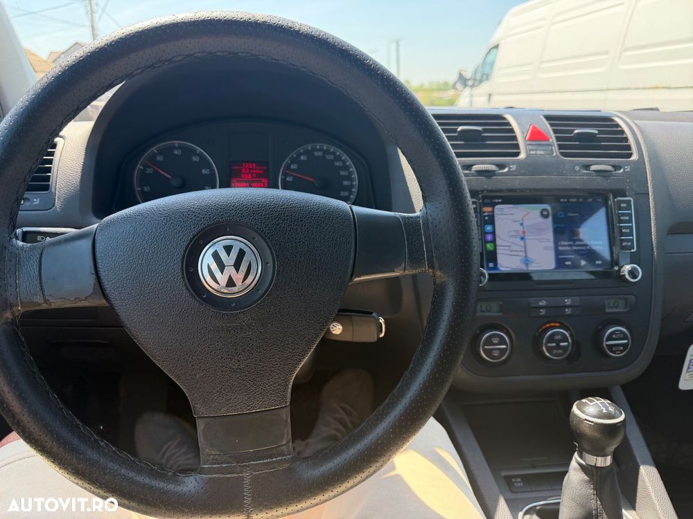 Volkswagen Golf - 12