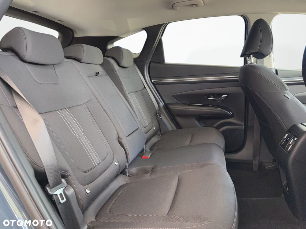 Hyundai Tucson - 16