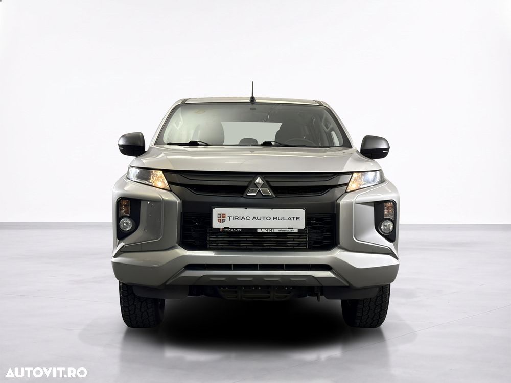 Mitsubishi L200 - 9