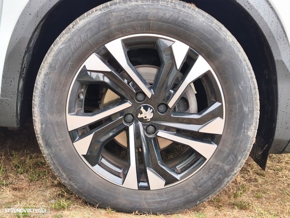 Peugeot 2008 BlueHDi 110 Allure Pack - 23