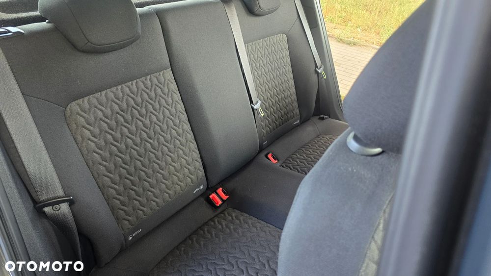 Opel Corsa 1.2 16V Enjoy - 24