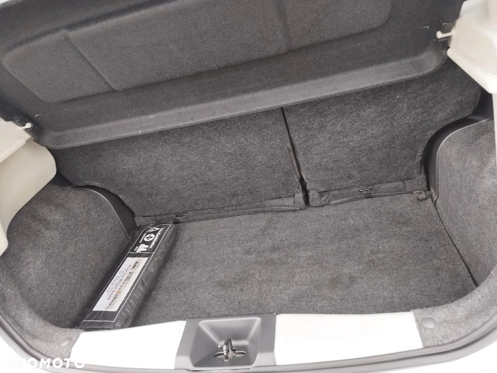 Nissan Micra - 26
