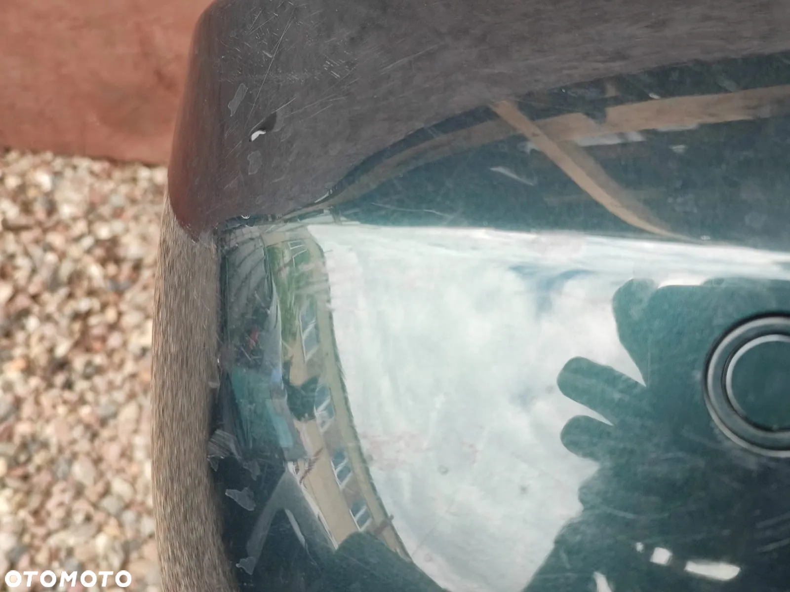 BMW E61. ORYGINALNY KOMPLETNY ZDERZAK TYŁ + CZUJNIK PDC POD HAK WESTFALIA, W KOL. TIEFGRUEN METALLIC O KODZIE LAK. A43 O NR: 0 306 983 OEM. W DOBRYM STANIE. - 13