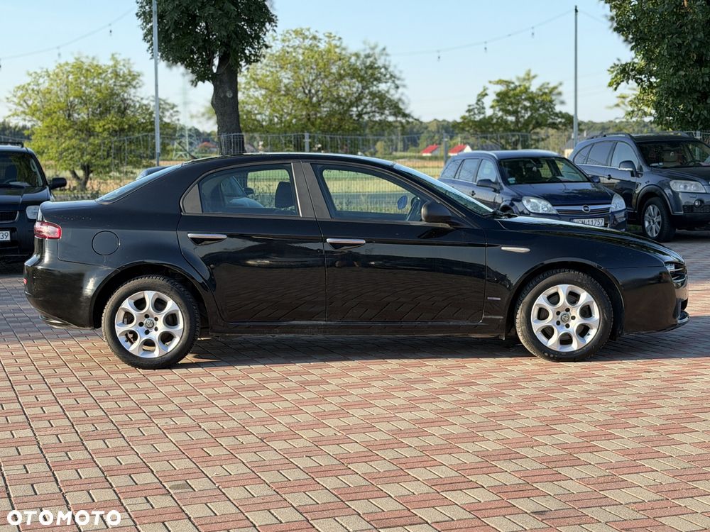 Alfa Romeo 159 - 6