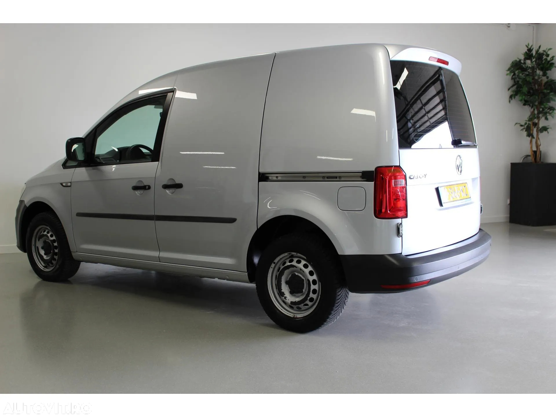 Volkswagen Caddy 1.4 BiFuel TGI (5-Si.) DSG Comfortline - 3