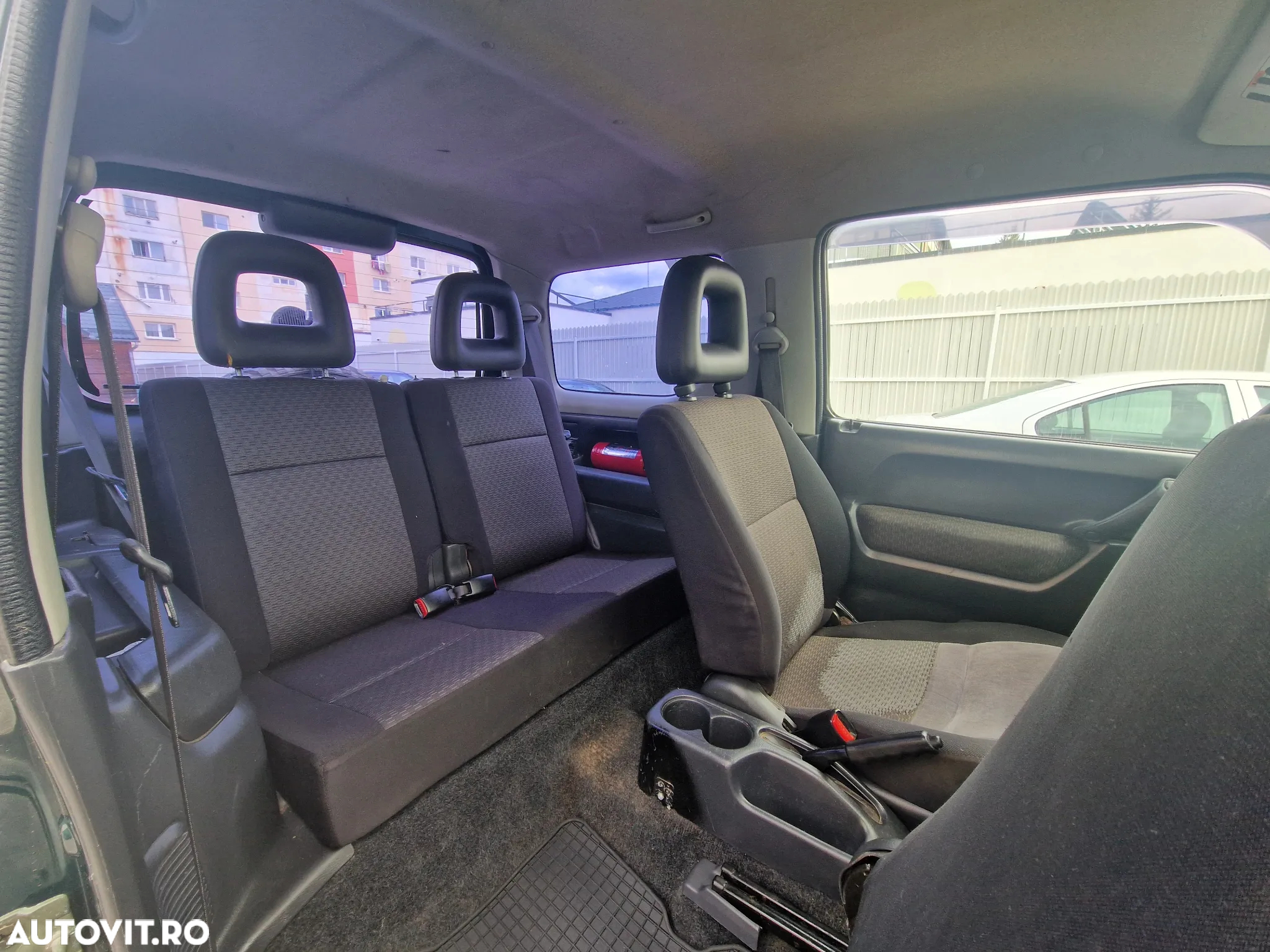 Suzuki Jimny 1.3 JLX - 12