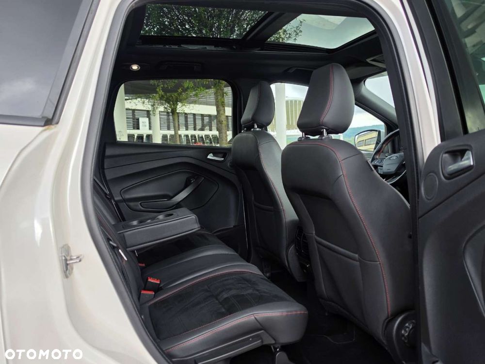 Ford Kuga - 5