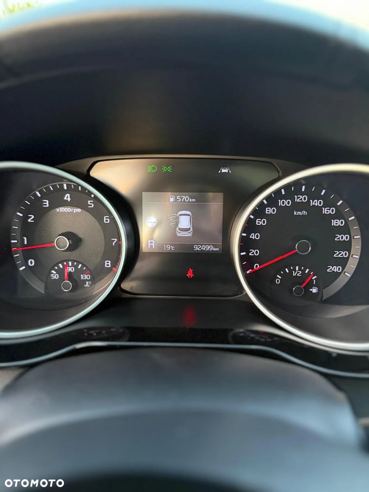 Kia Ceed 1.4 T-GDI DCT OPF Platinum Edition - 33