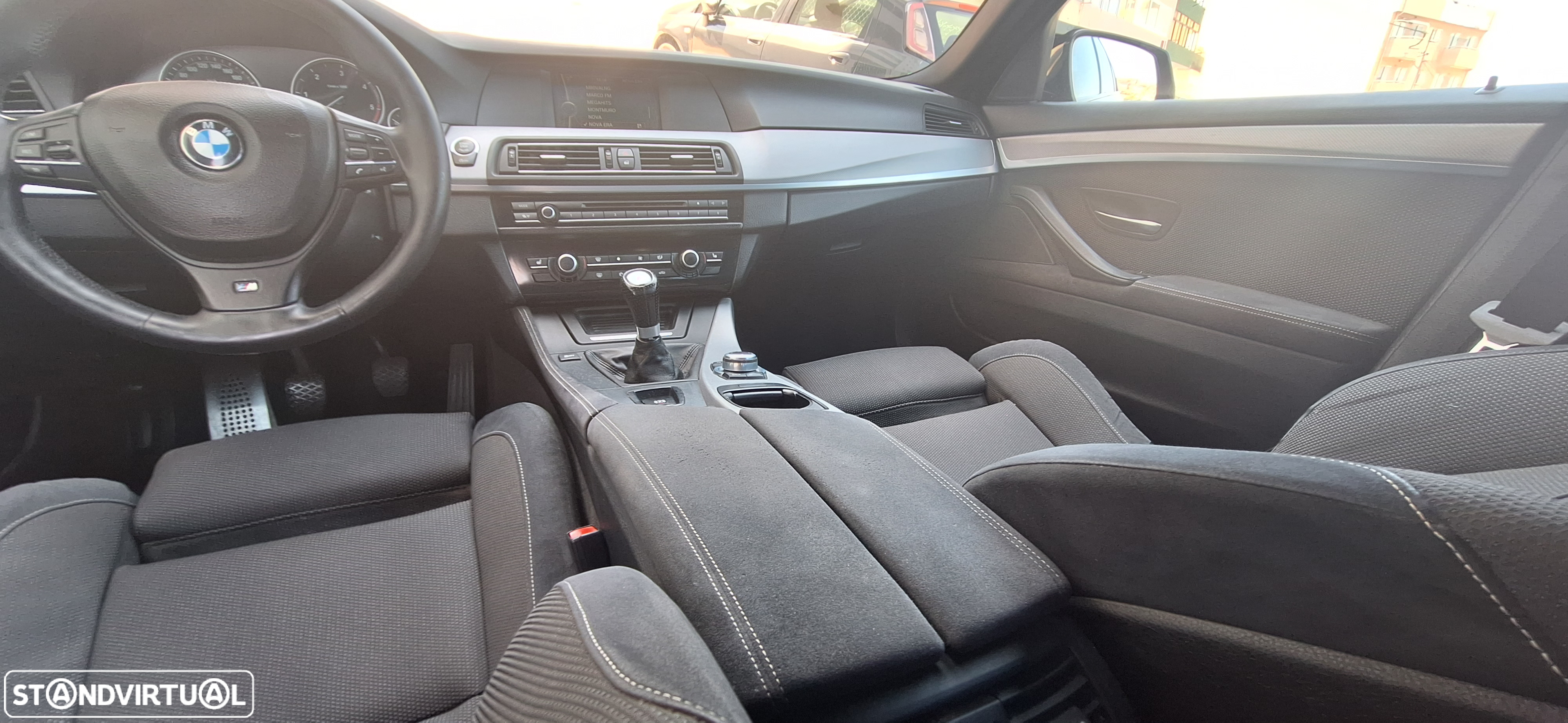 BMW 520 d Pack M - 23