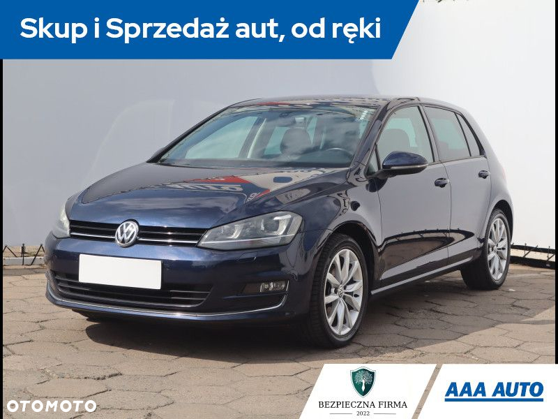 Volkswagen Golf - 2