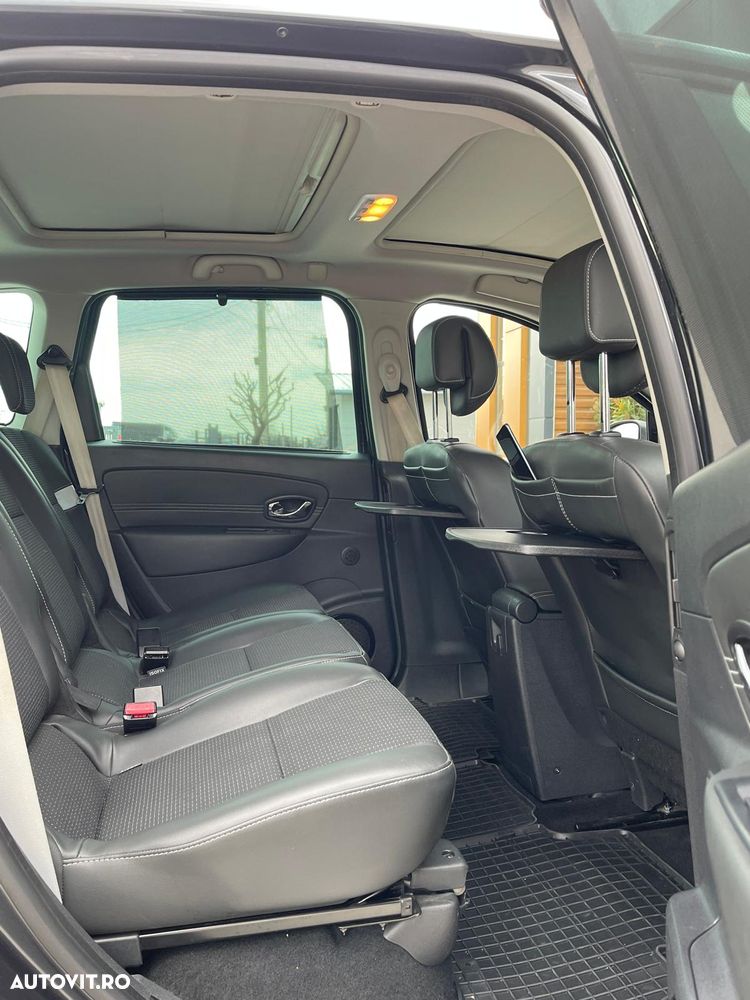 Renault Grand Scenic TCe 130 Bose Edition - 32