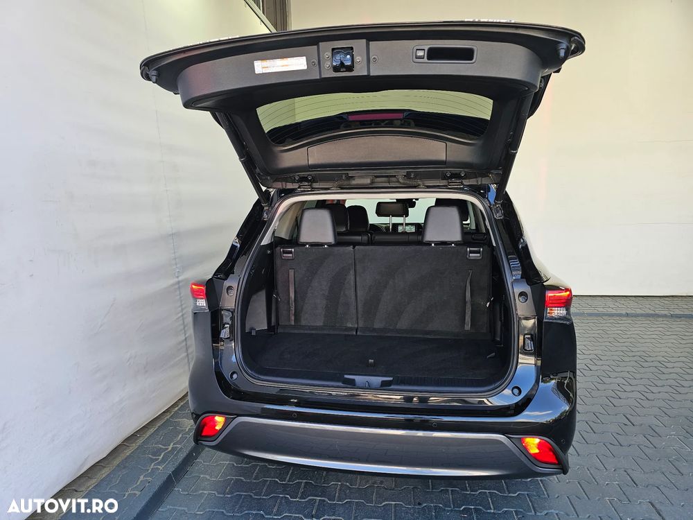 Toyota Highlander 2.5 L Dynamic Force 248CP Executive Metallic - 30