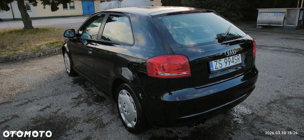 Audi A3 3-drzwiowe 1.4 TFSI S line Sportpaket - 4