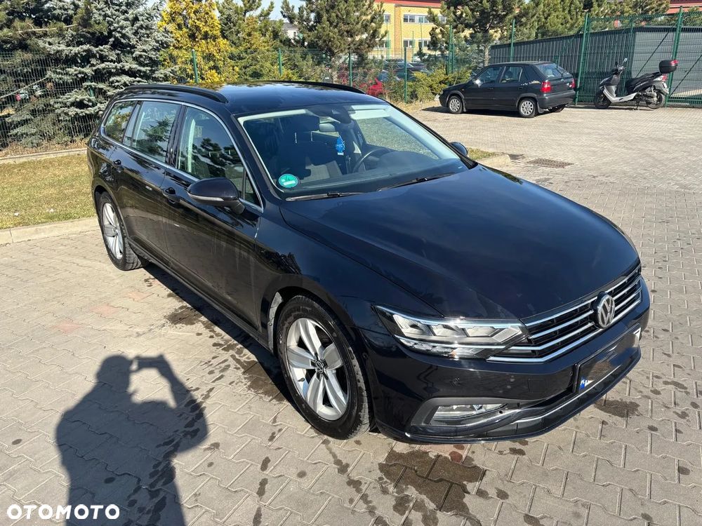 Volkswagen Passat Variant 2.0 TDI SCR DSG Business - 2