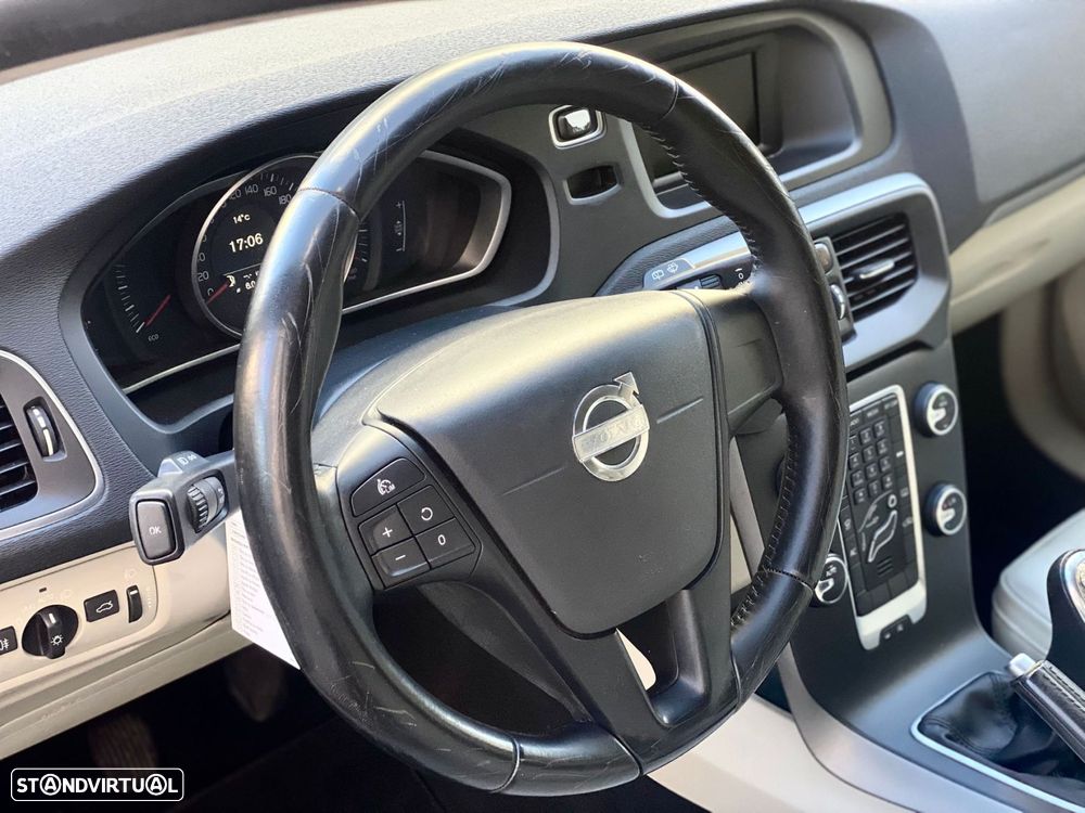 Volvo V40 1.6 D2 Momentum - 15