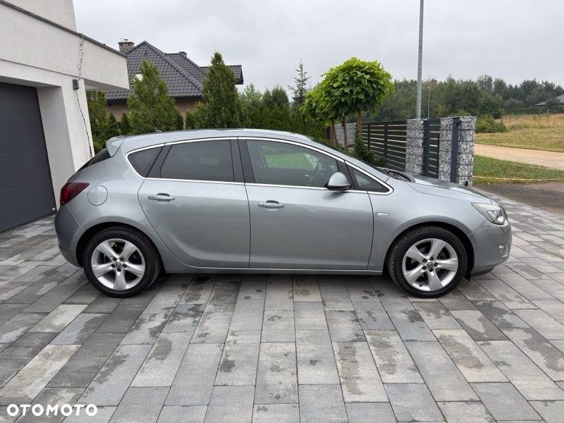 Opel Astra 1.4 Turbo Innovation - 10