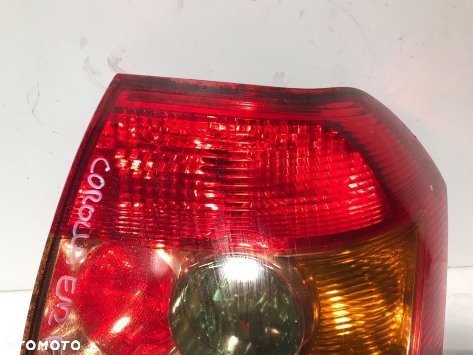 TOYOTA COROLLA E12 HB HATCHBACK LIFT LAMPA TYŁ TYLNA LEWA WYSYŁKA! - 2