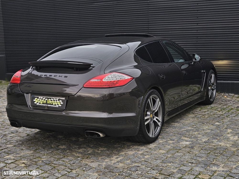 Porsche Panamera Standard - 8