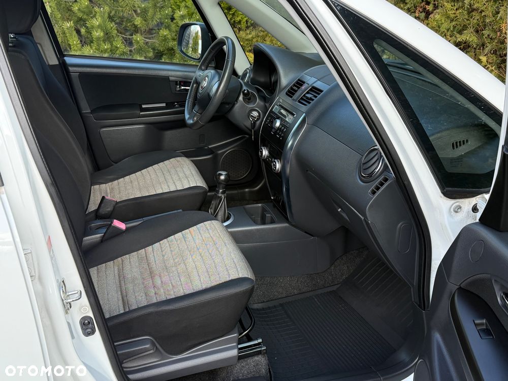 Fiat Sedici 1.6 16V 4x4 Lounge - 7