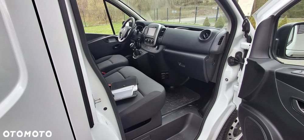 Renault TRAFIC VIVARO VITO T6  LIFT KLIMA  LED - 23