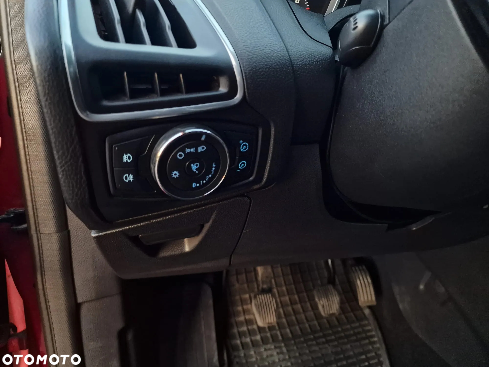 Ford Focus 1.0 EcoBoost Start-Stopp-System Trend - 29