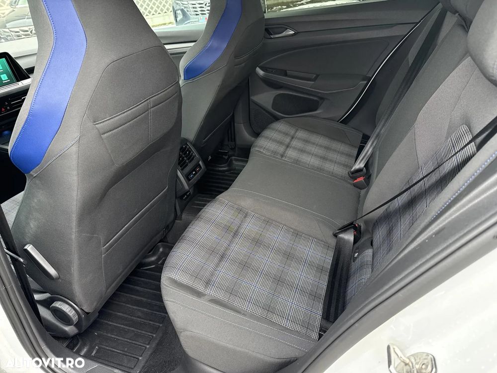 Volkswagen Golf 1.4 eHybrid OPF DSG GTE - 23