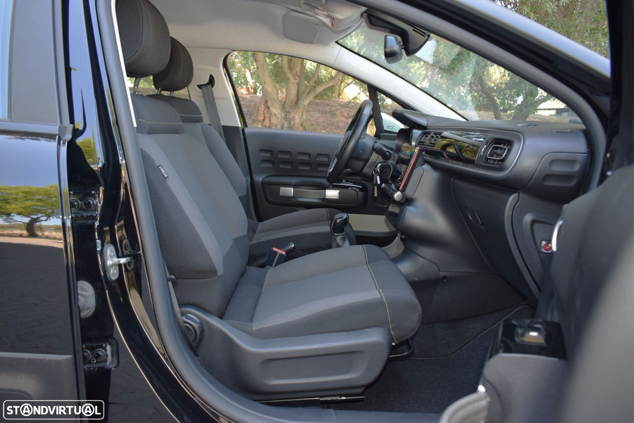 Citroën C3 1.2 PureTech Shine - 7
